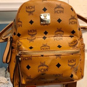 MCM BACKBACK